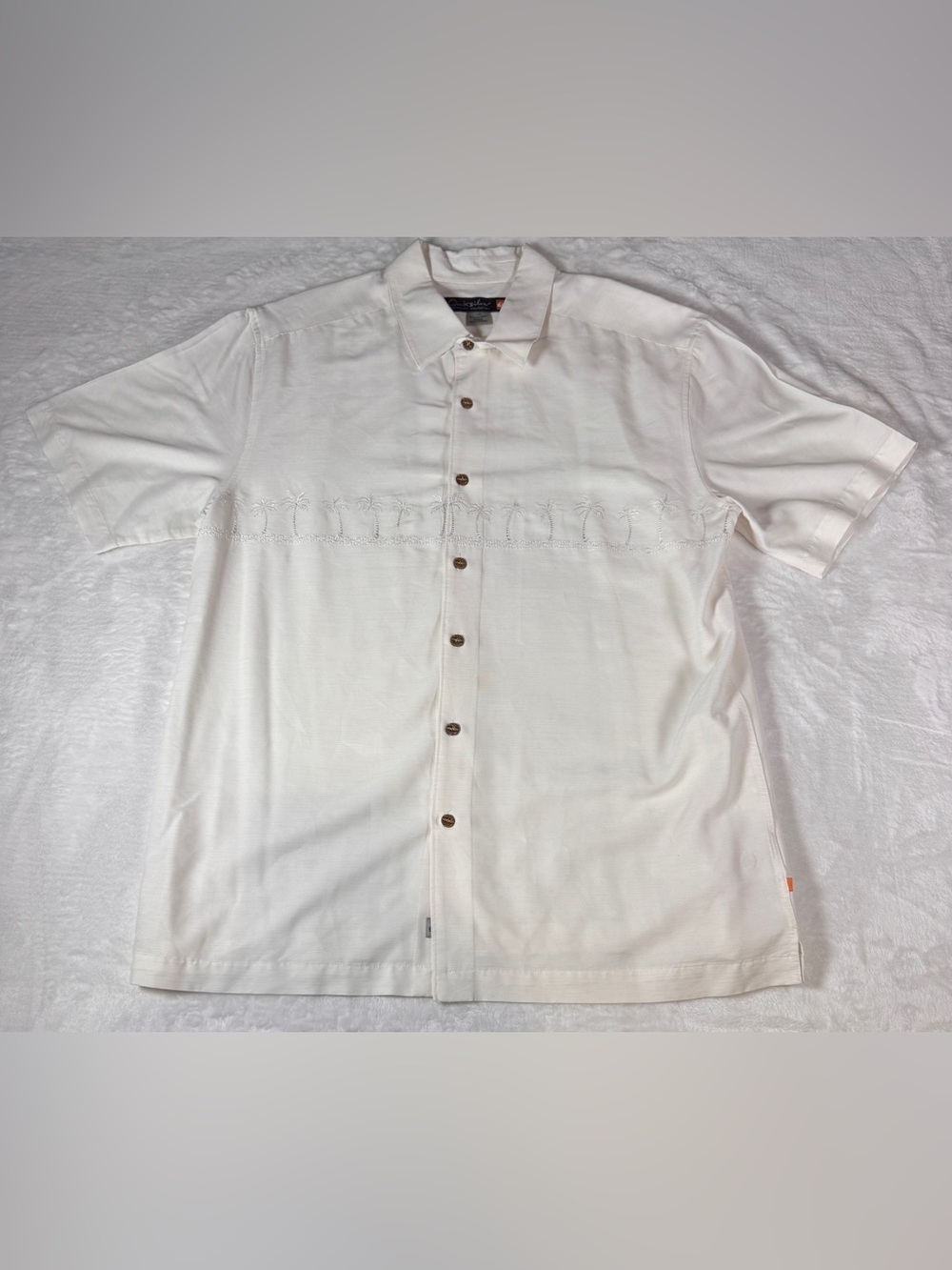 Quiksilver Waterman Men’s Large White Embroidered Palm Tree Button Up Shirt
